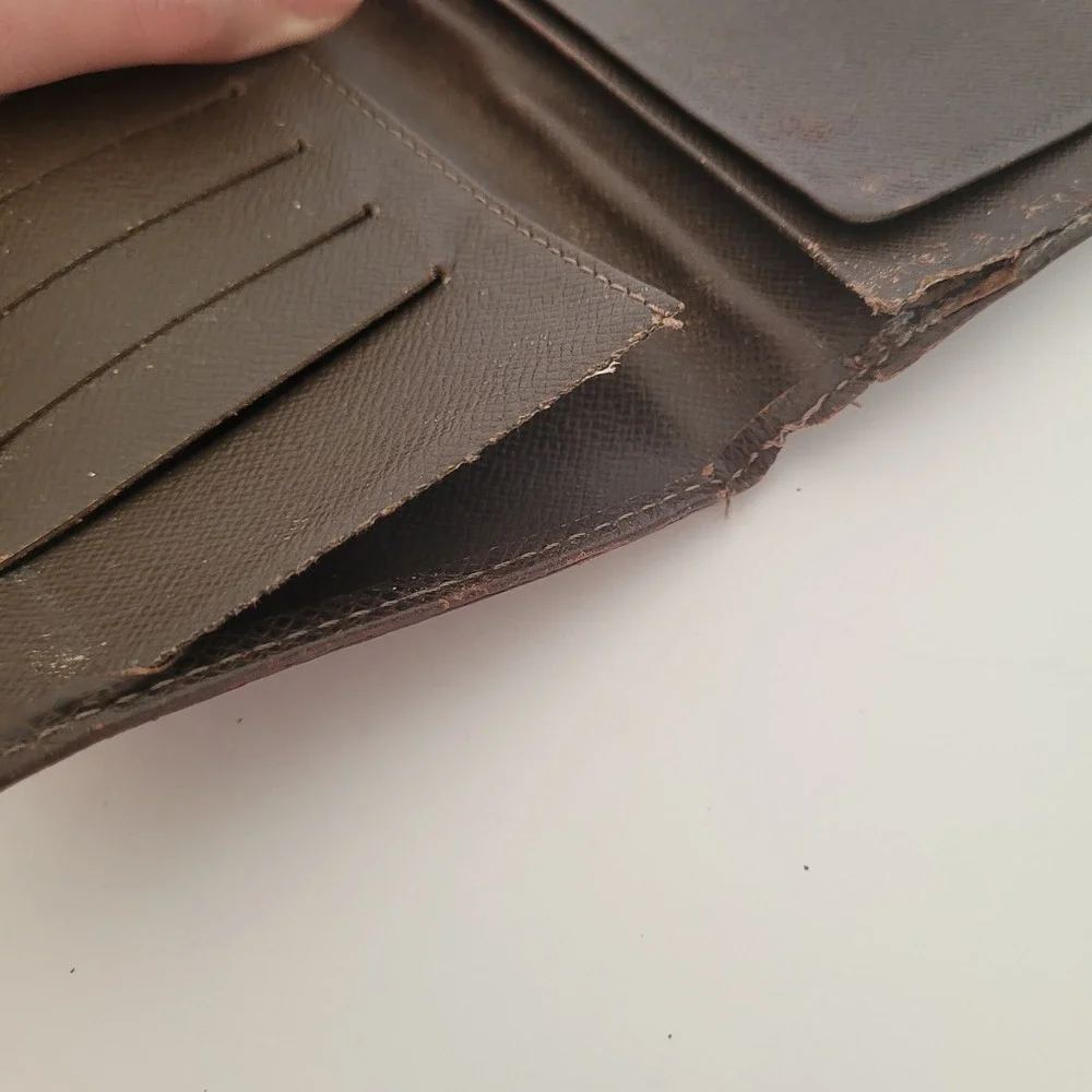 Louis Vuitton Taiga Long Wallet Ardoise Leather Bifold Card Holder MI1013 France